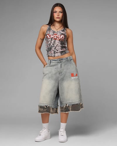 Ölplattform-Denim-Shorts