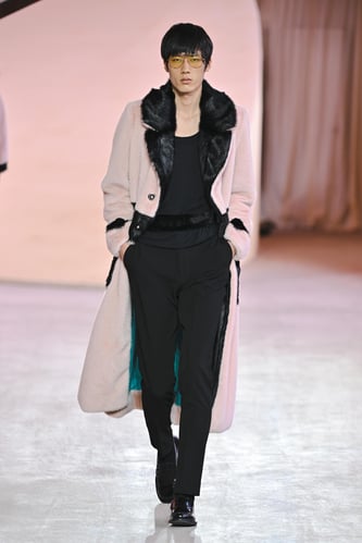 Alabama Muse Makes a Grand Debut at Shenzhen-Milan Lifestyle Week