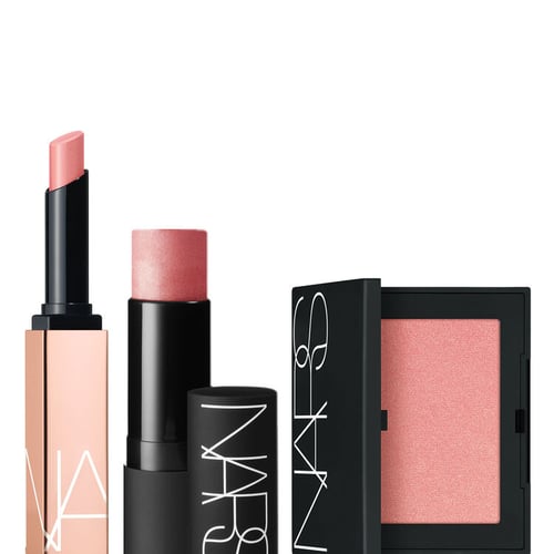THE GLOW UP SET