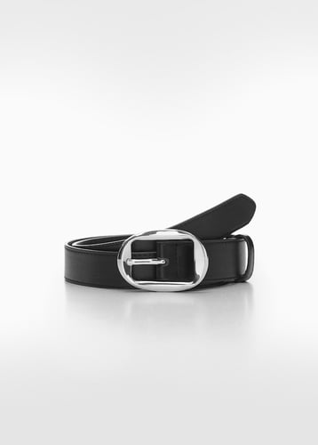 Oval buckle belt