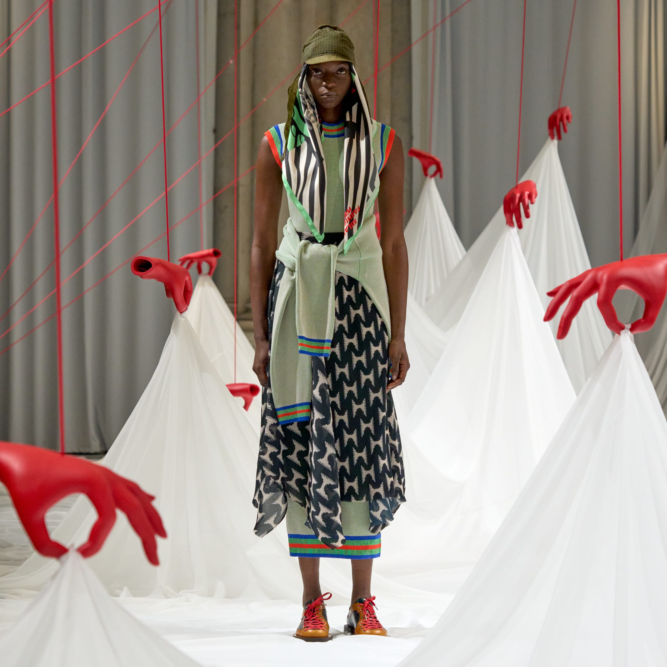 Colección Henrik Vibskov SS25