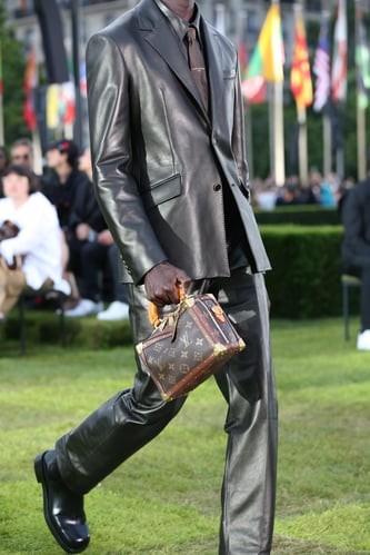 LOUIS VUITTON MENrsquo;S SPRING SUMMER 2025 DETAIlLOUIS VUITTON MENrsquo;S SPRING SUMMER 2025 DETAIl
