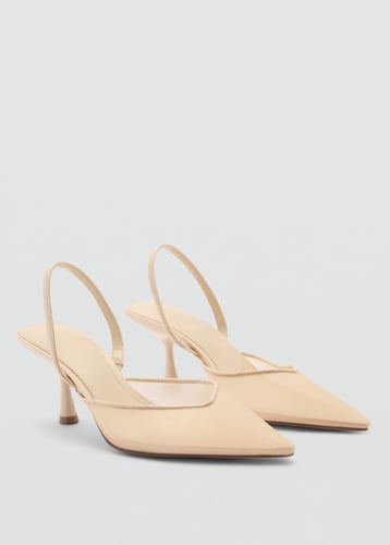 Mesh shoe with heel