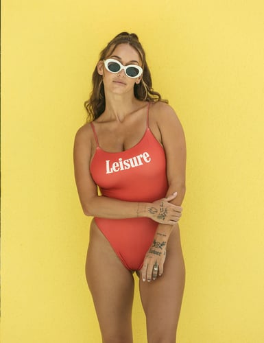 LEISURE ONE PIECE - RED