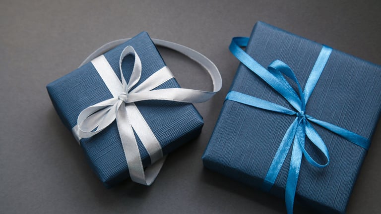 Idées cadeaux pour lui pendant les fêtes, par Hotel Collection : des sélections luxueuses qu’il adorera