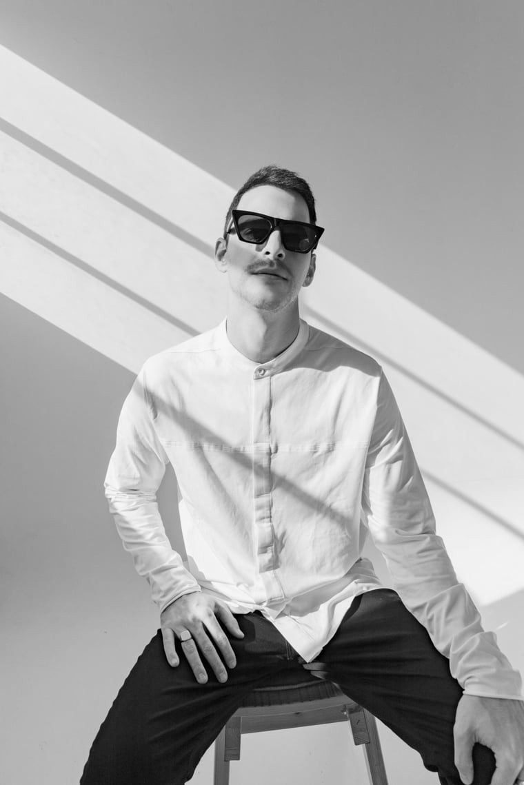 ADAM TEN