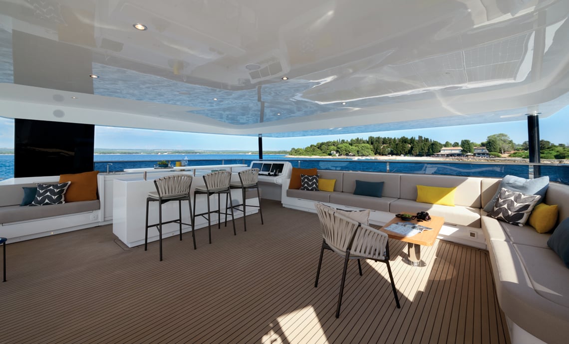 Silent Yachts: il catamarano solare elettrico SY62 Open a 3 ponti farà il suo debutto negli Stati Uniti al FLIBS 2024
