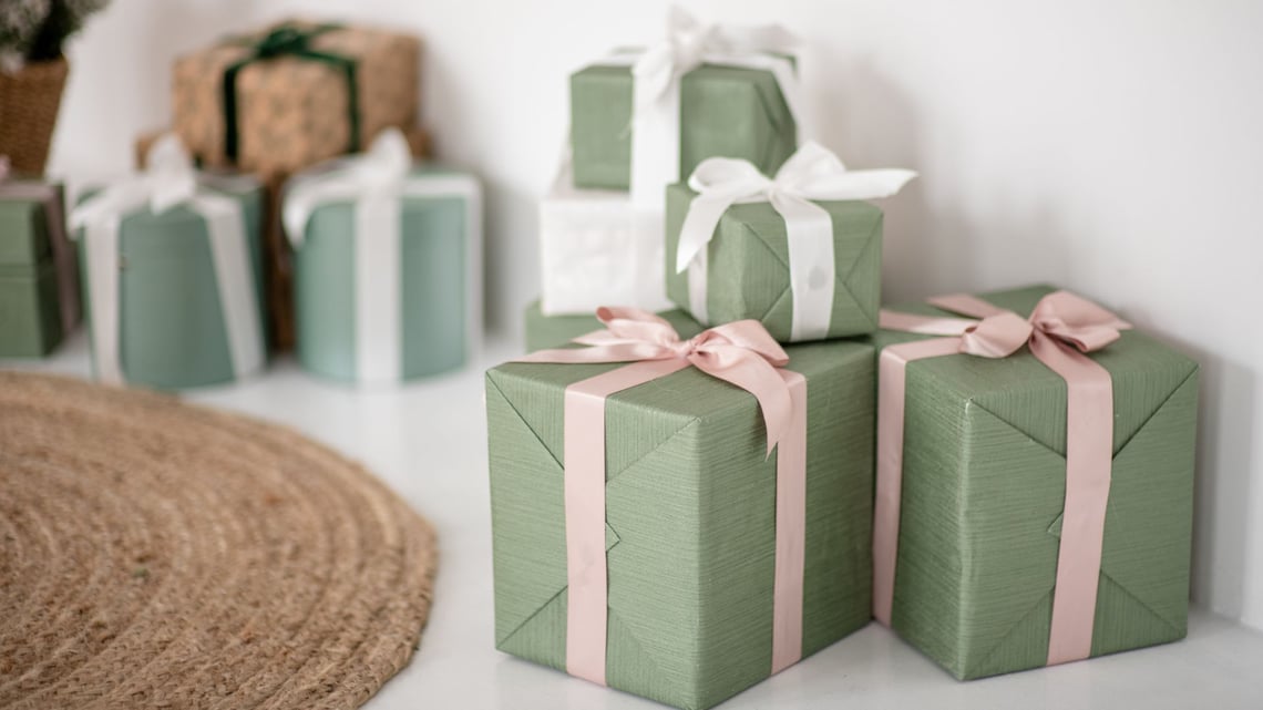 Under $100 Luxury Gifts Ideas: Our Favorite Luxe Finds for Your Loved Ones (That Fit Your Budget!)