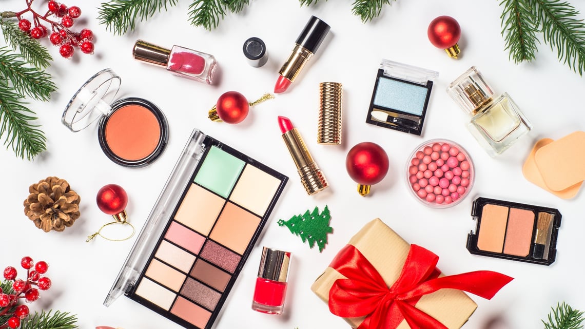 Holiday Beauty Gift Guide and Stocking Stuffers for Beauty Lovers