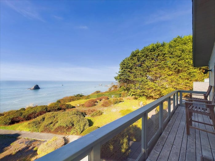 Trinidad Vacation Rental Sleeps 4