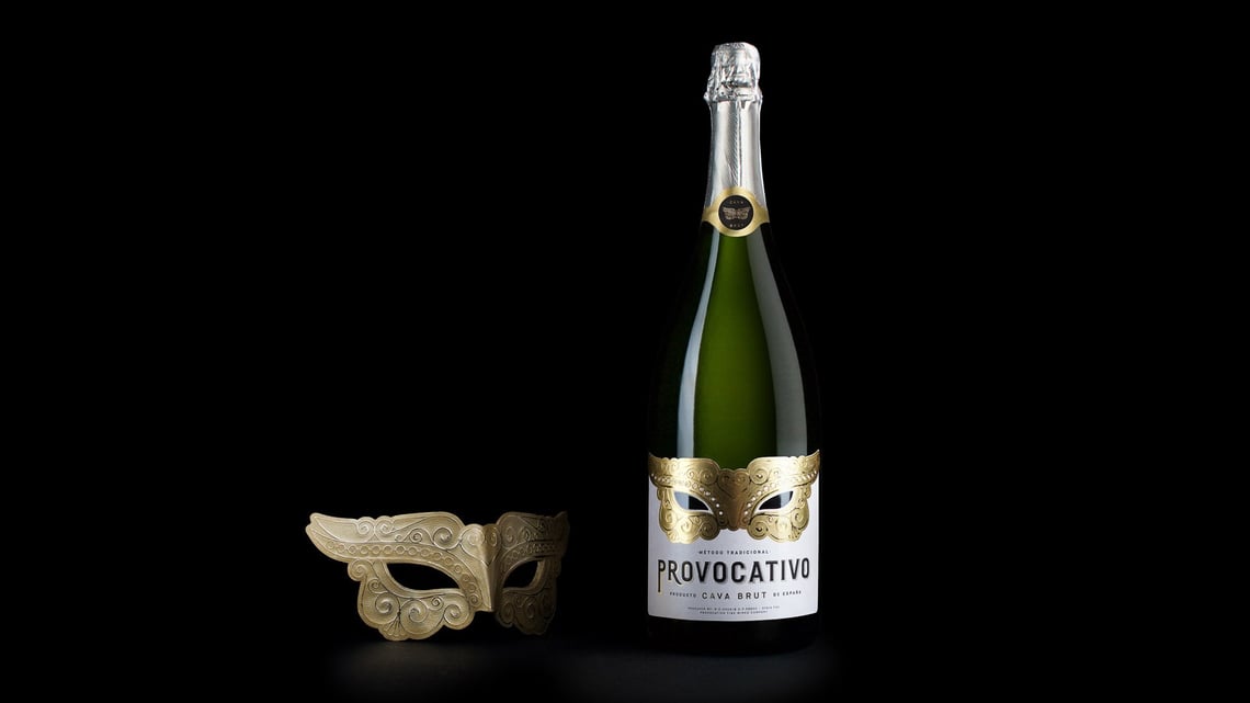 Bebe Rexha’s Holiday Bubbly Cocktail Recipes From Provocativo Sparkling Wine