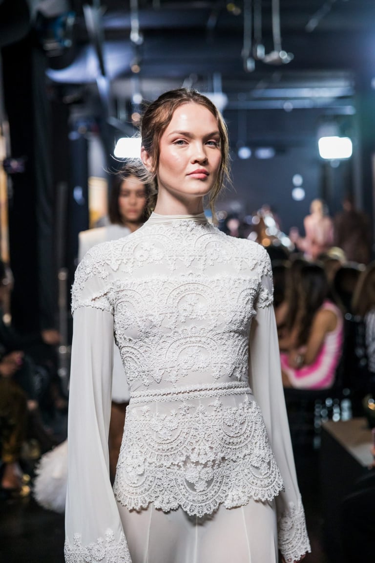 Claro Couture und Yas Gonzalez auf der Miami Fashion Week 2024