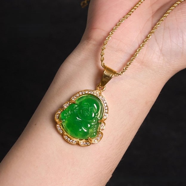 Red String Bracelet Meets Jade Necklace (1)