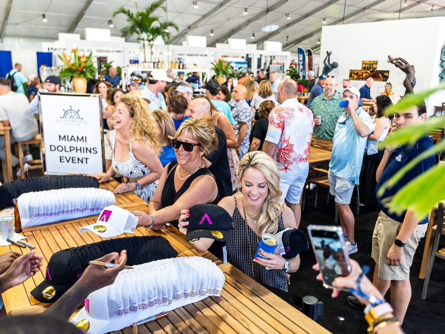 2025 Discover Boating Miami International Boat Show Wraps