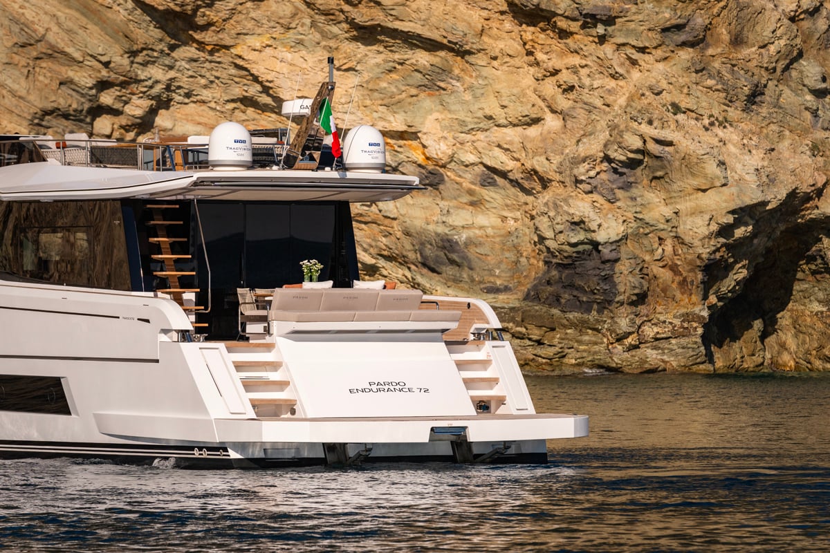 New Pardo Endurance 72 - Exterior (2)
