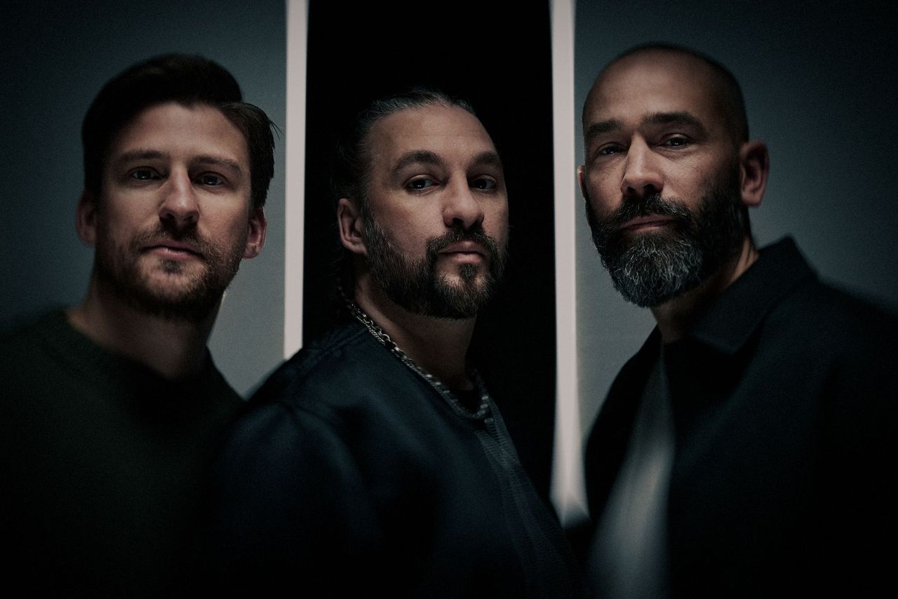 Steve Angello & Modern Tales