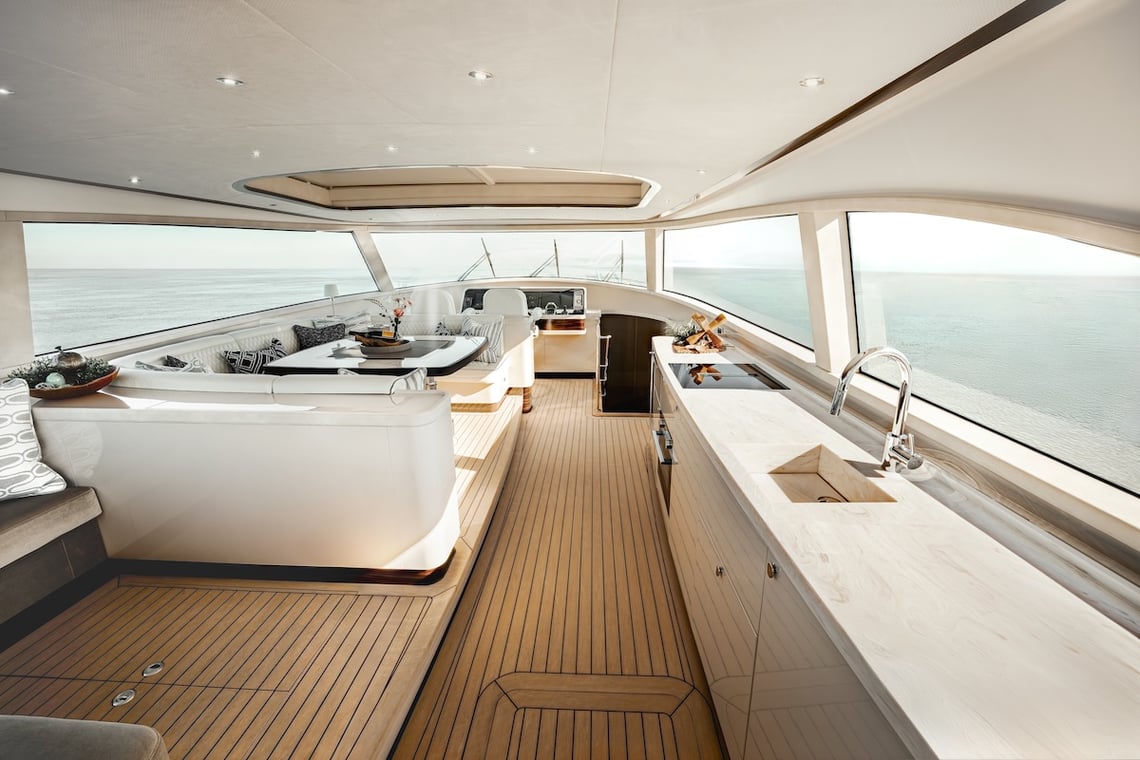 Zeelander 8’s Bespoke Interior
