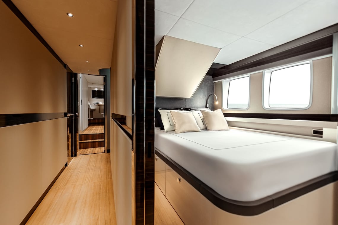 Zeelander 8’s Bespoke Interior