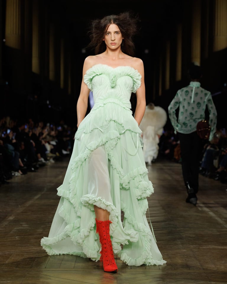 McQueen_AW25_Look_19