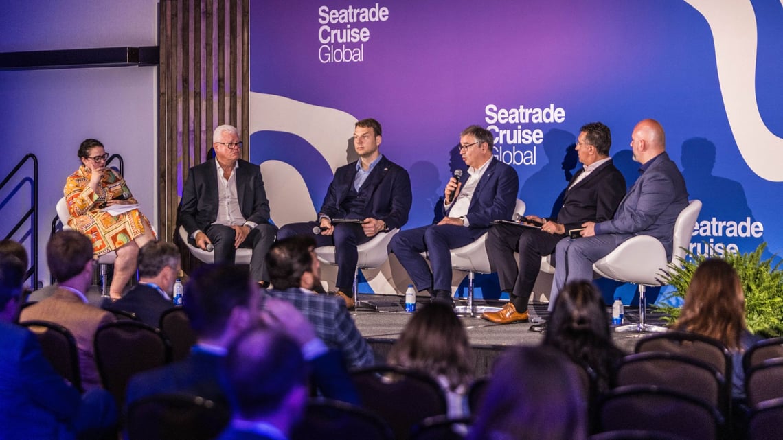 Seatrade Cruise Global 2025 celebra su 40.º aniversario con un éxito sin precedentes en Miami.