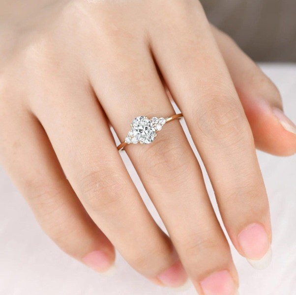Anéis de Noivado com Diamantes de Laboratório: Beleza Deslumbrante com Origens Éticas