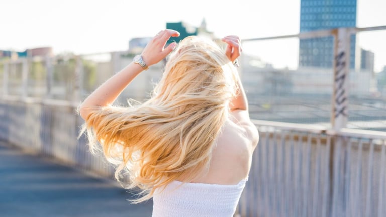 Die besten Haarfarben für blasse Haut, die Sie ausprobieren sollten