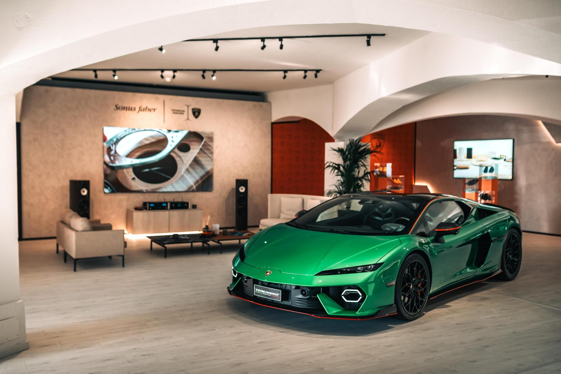 Lamborghini Lounge Porto Cervo (10)