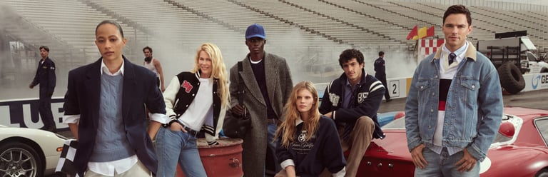 Tommy Hilfiger presenta la campagna "The Hilfiger Racing Club" con Nicholas Hoult e Claudia Schiffer
