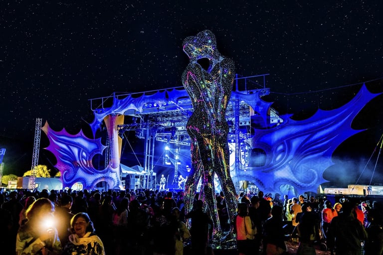 Zamna Presents Art With Me Miami At RC Cola with Disco Presents