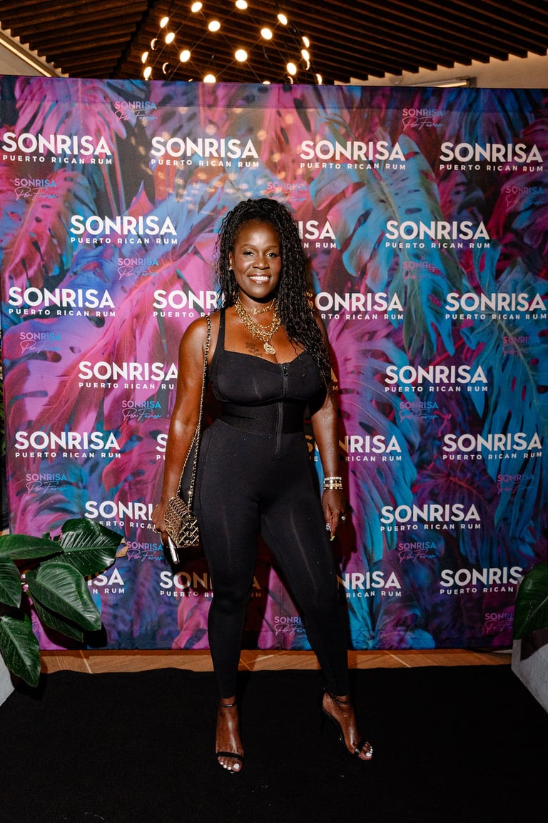 Tyson Beckford celebra il National Rum Day al Sonrisa Rum's "Dear Summer" Rooftop Party allo Shiso