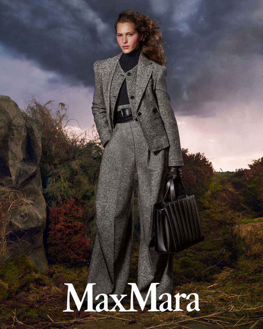 Max Mara Fall/Winter 2025: A Ghostly Love in Motion