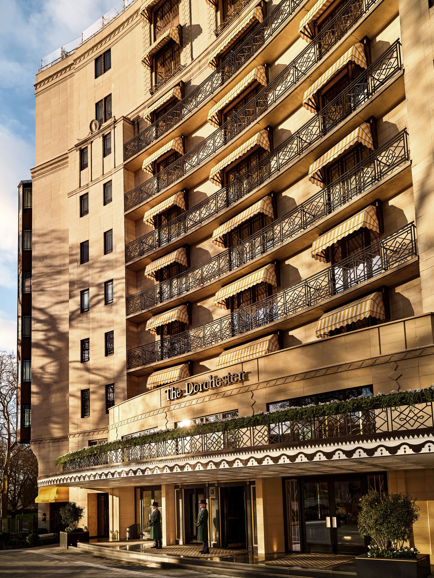 The Dorchester_Exterior Fascade_Hero_Dorchester Collection