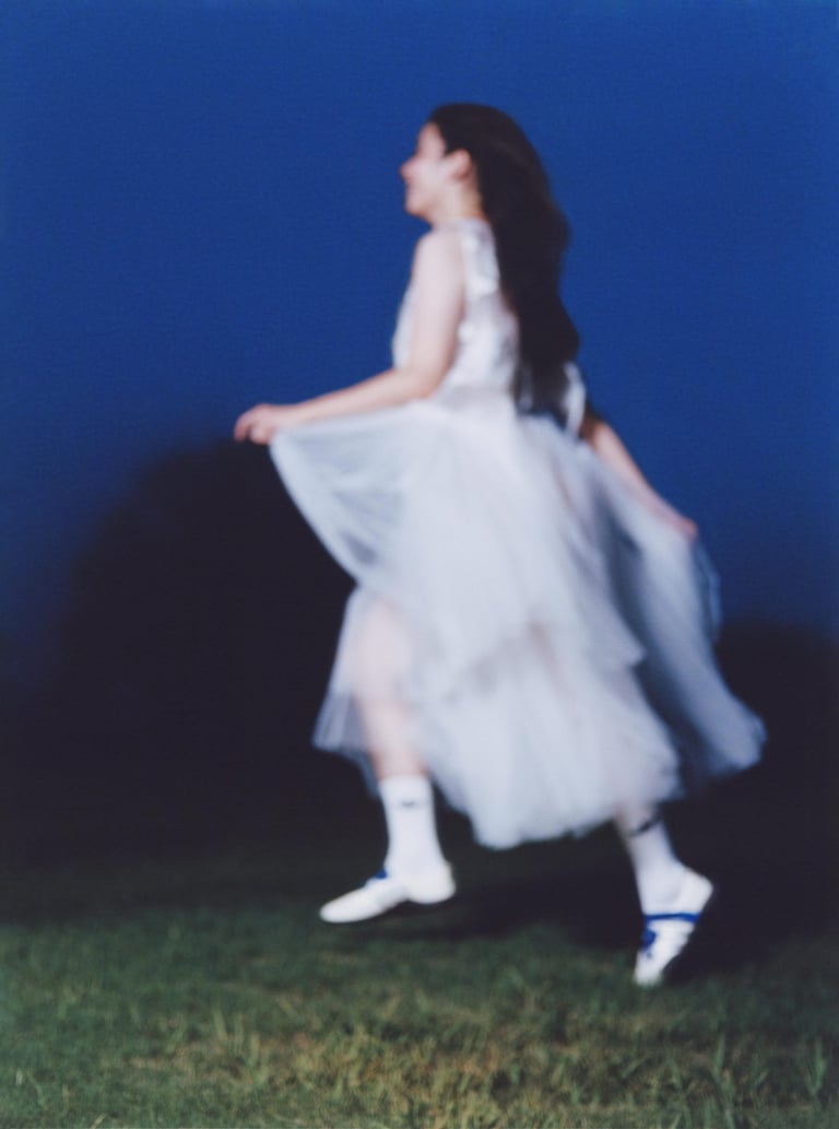 Adidas x CLOT & Caroline Hu: Eine poetische Verschmelzung von Ballett und Kampfkunst