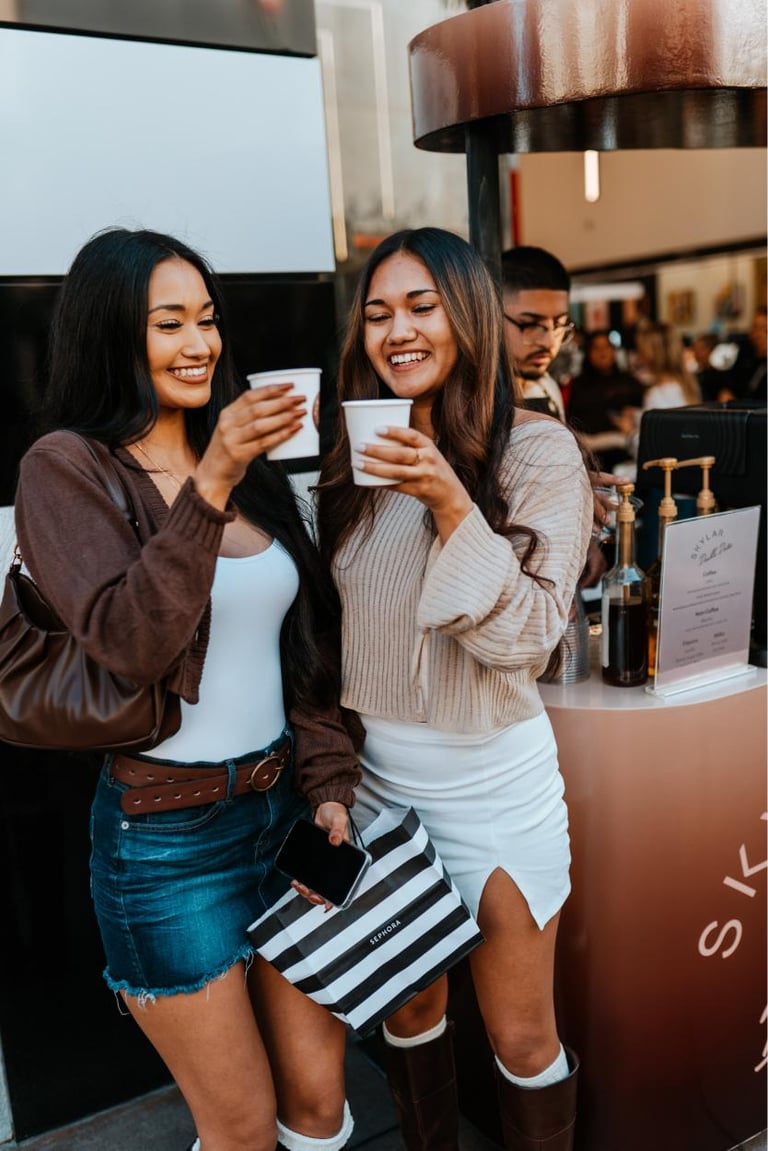 Skylar and Leah Kateb Host “Double Dates” Pop-Up at Sephora The Grove