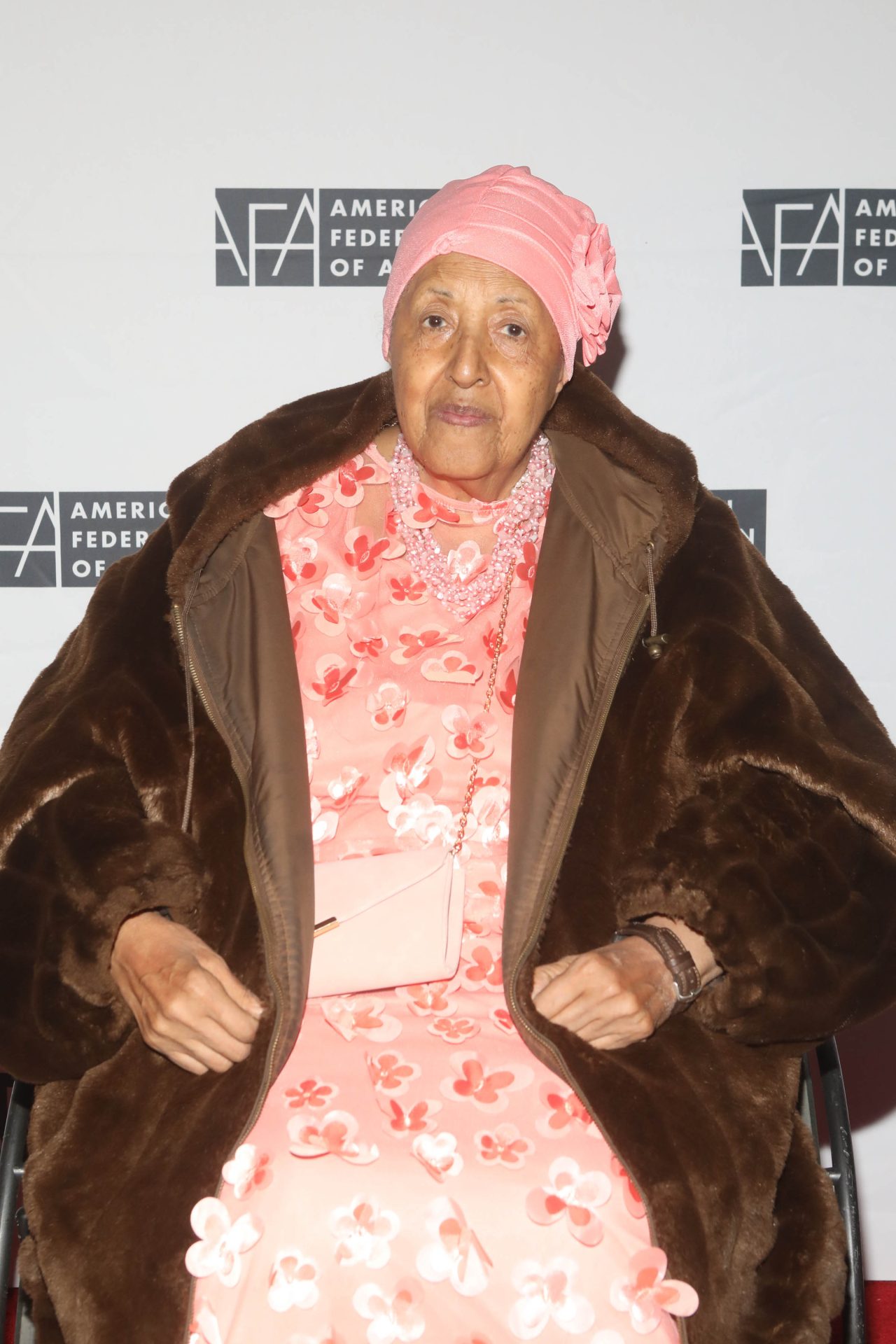 03 Howardena Pindell 4064610
