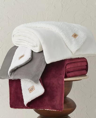 UGG® 에이버리 양면 담요, 50" x 70""