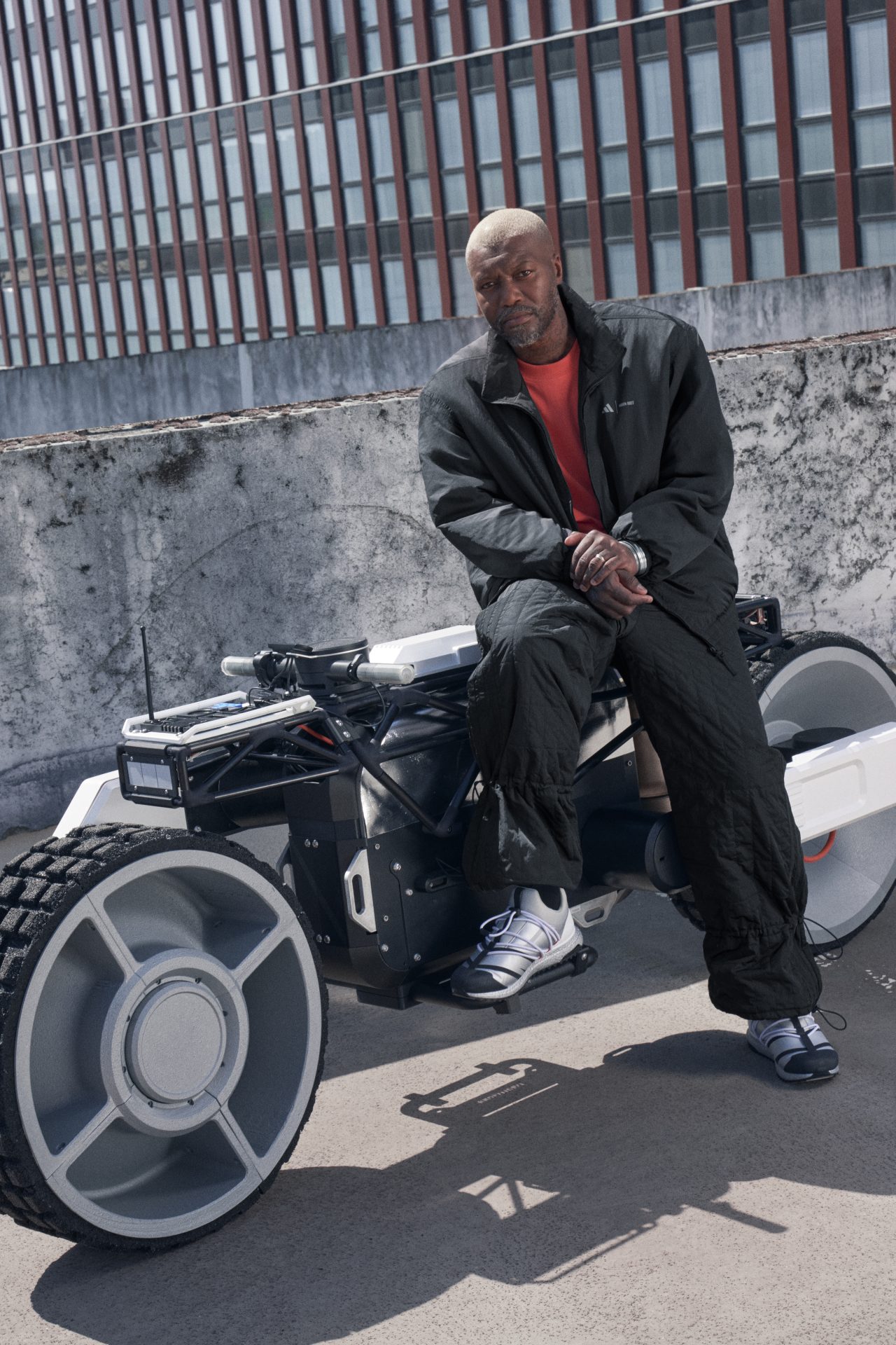 Collaboration Adidas x Moon Boot 2025 : Collection révolutionnaire de vêtements de sport d’hiver