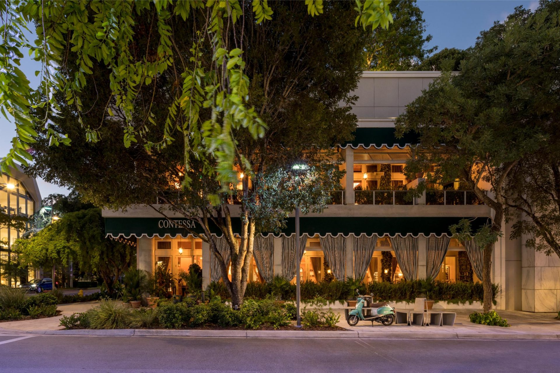 CONTESSA Miami (2)