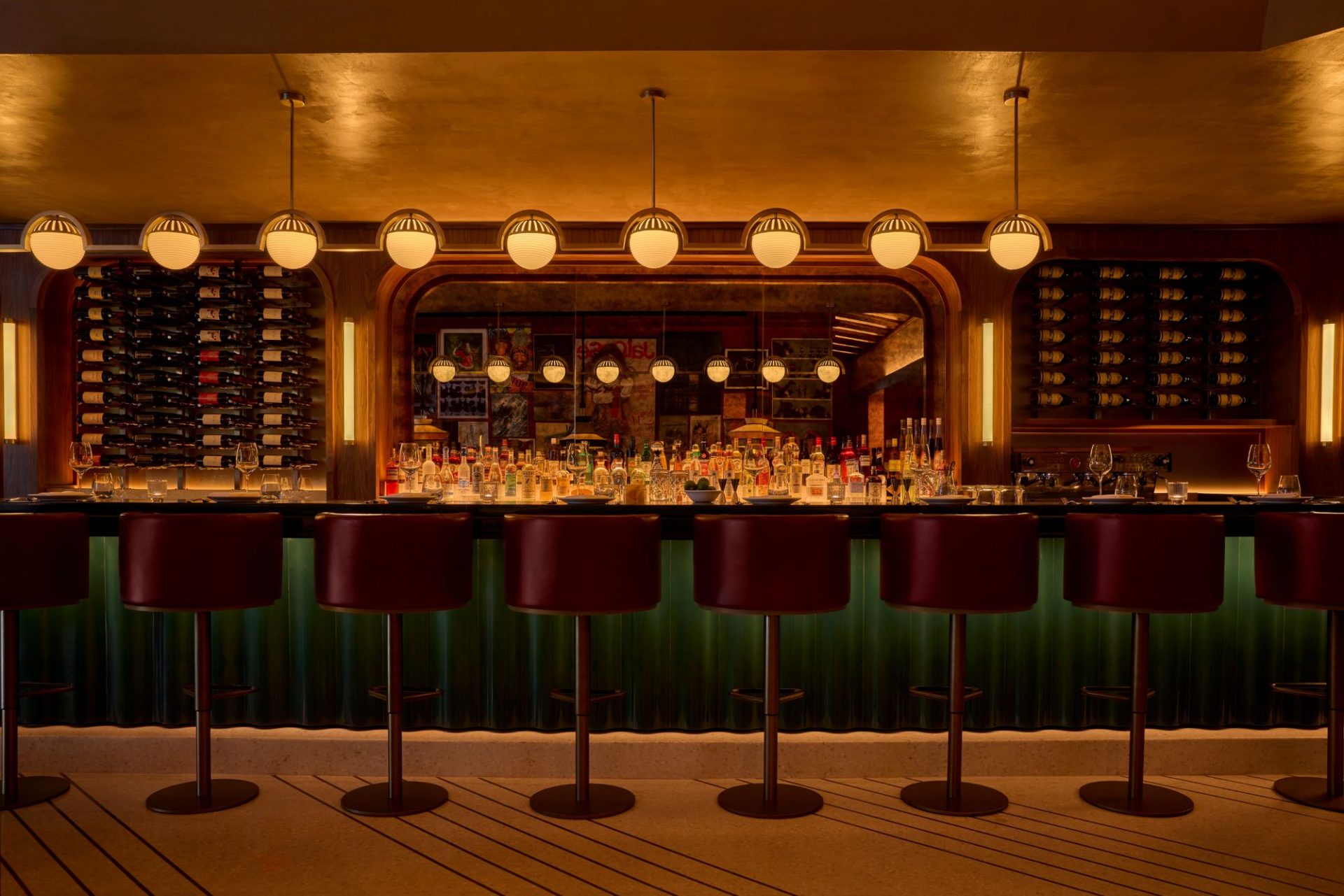 LE SPECIALITA_BAR_067 最终信用 Jason Varney
