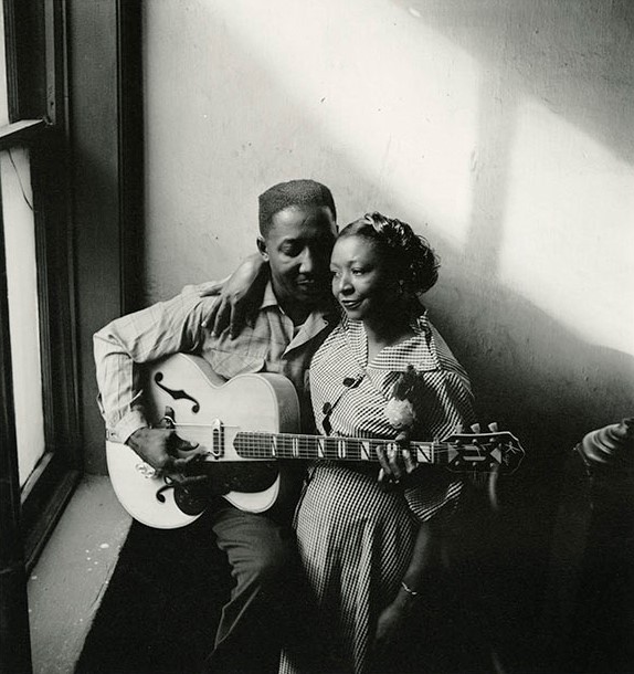 Muddy Water and his wife, Geneva, 1950_Photographed by Art Shay