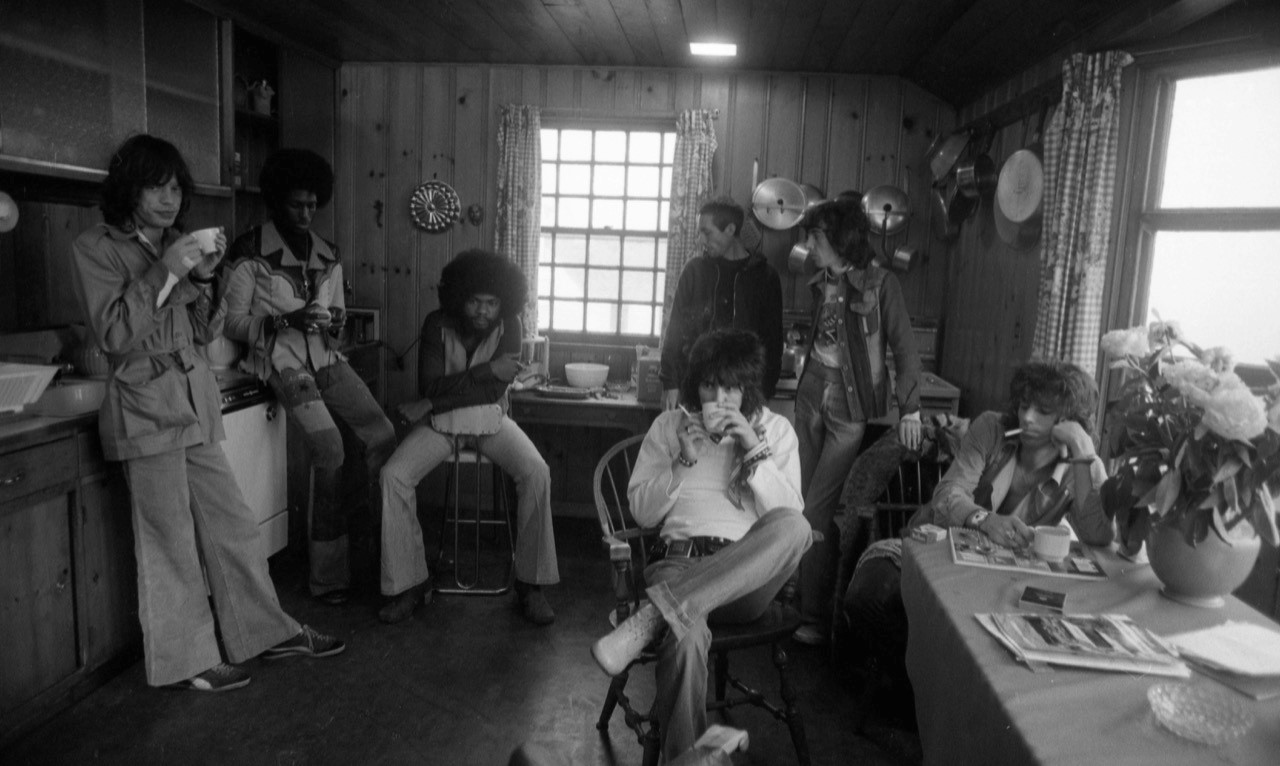 The Rolling Stones, at the Andy Warhol Estate in Montauk, TOTA Tour, 1974_Photographed by Ken Regan