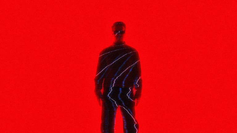Laidback Luke concluye su año de rebelión con su EP CODE/RED