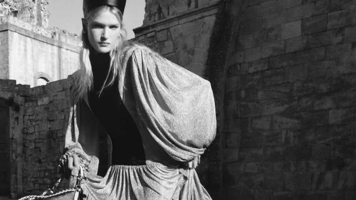 Louis Vuitton Cruise 2026 Kampagne, fotografiert von Jamie Hawkesworth