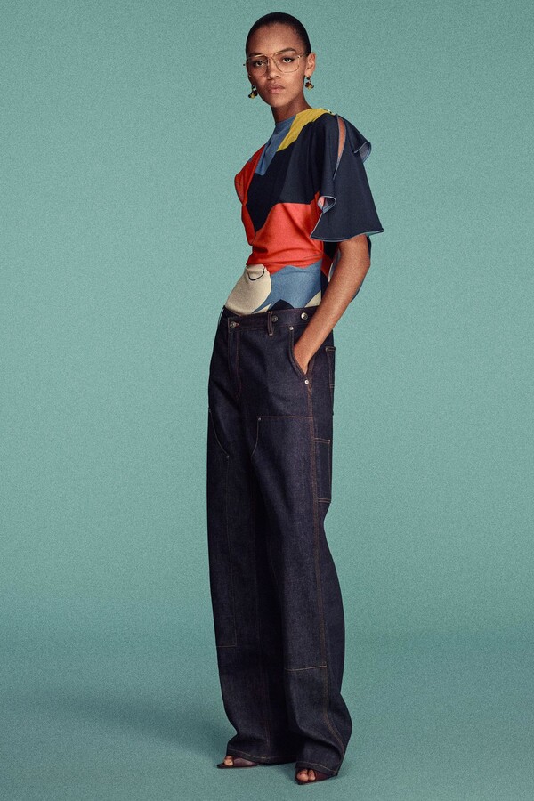Victoria Beckham Pre-Fall 2026: Precision Meets Effortless Elegance