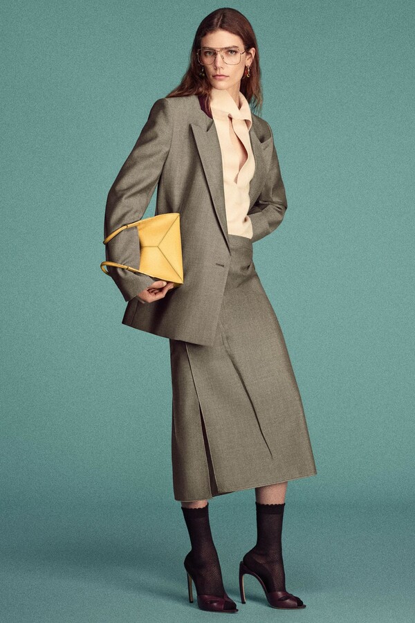 Victoria Beckham Pre-Fall 2026: Precision Meets Effortless Elegance