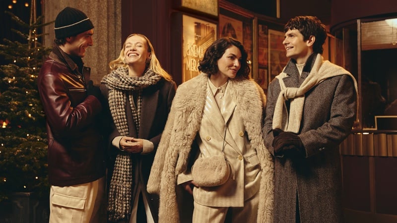 브루넬로 쿠치넬리(Brunello Cucinelli)의 2025년 홀리데이 "Cinema Meraviglia" 캠페인은 영화에서 영감을 받았습니다