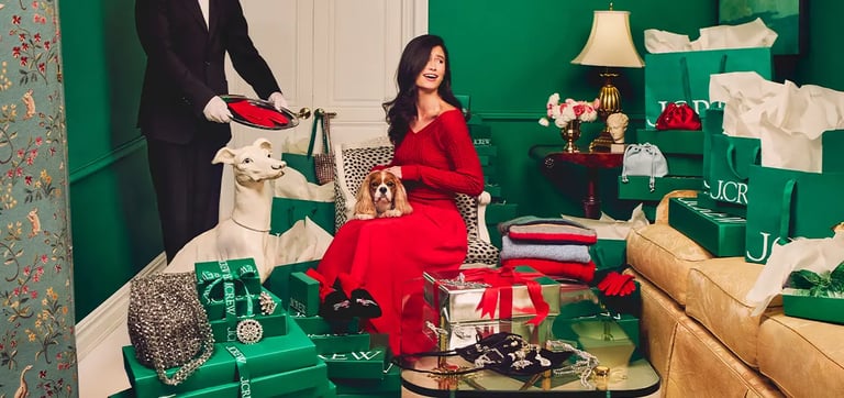 Die J.Crew Holiday 2025 Kampagne ist eine festliche Feier des Stils.