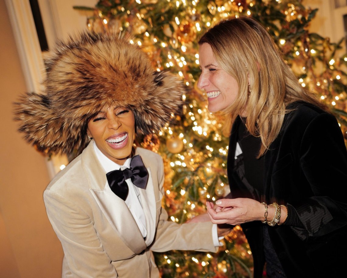 Burberry organiza un cóctel navideño en Nueva York con Chris Hessney