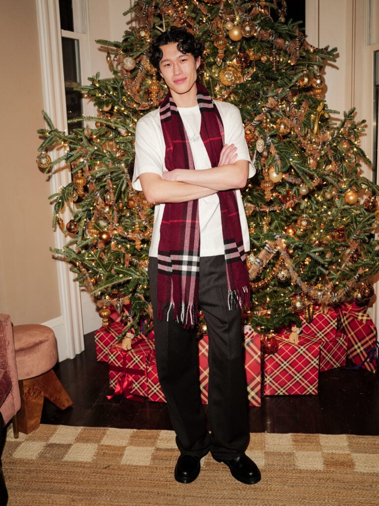 Burberry organiza un cóctel navideño en Nueva York con Chris Hessney
