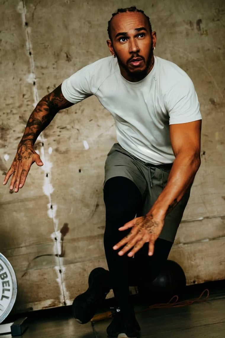 Lululemon запускает рекламную кампанию коллекции “Train” зимы 2025 года.
